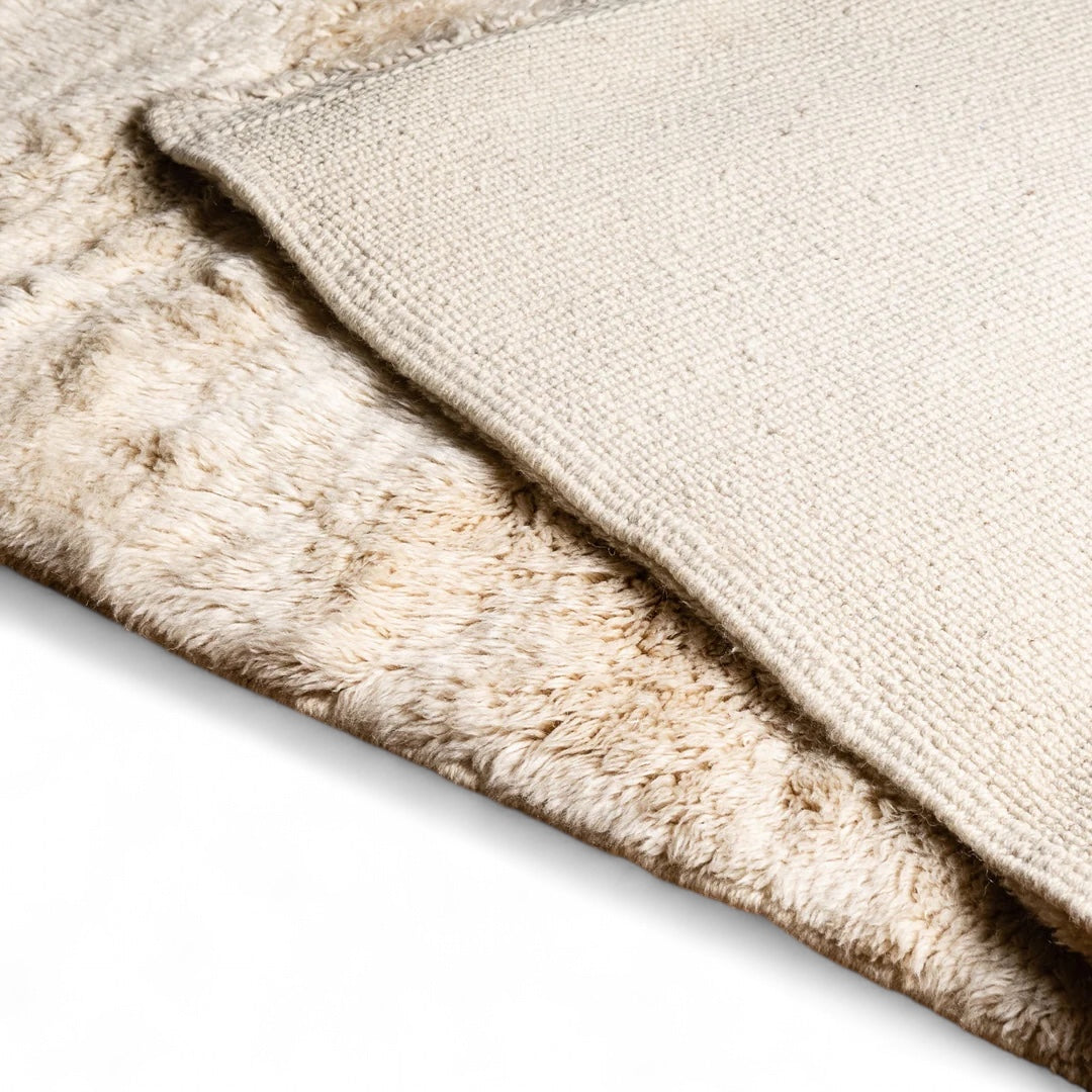 Contemporary Moroccan Rug | Éclat Rose - Champagne