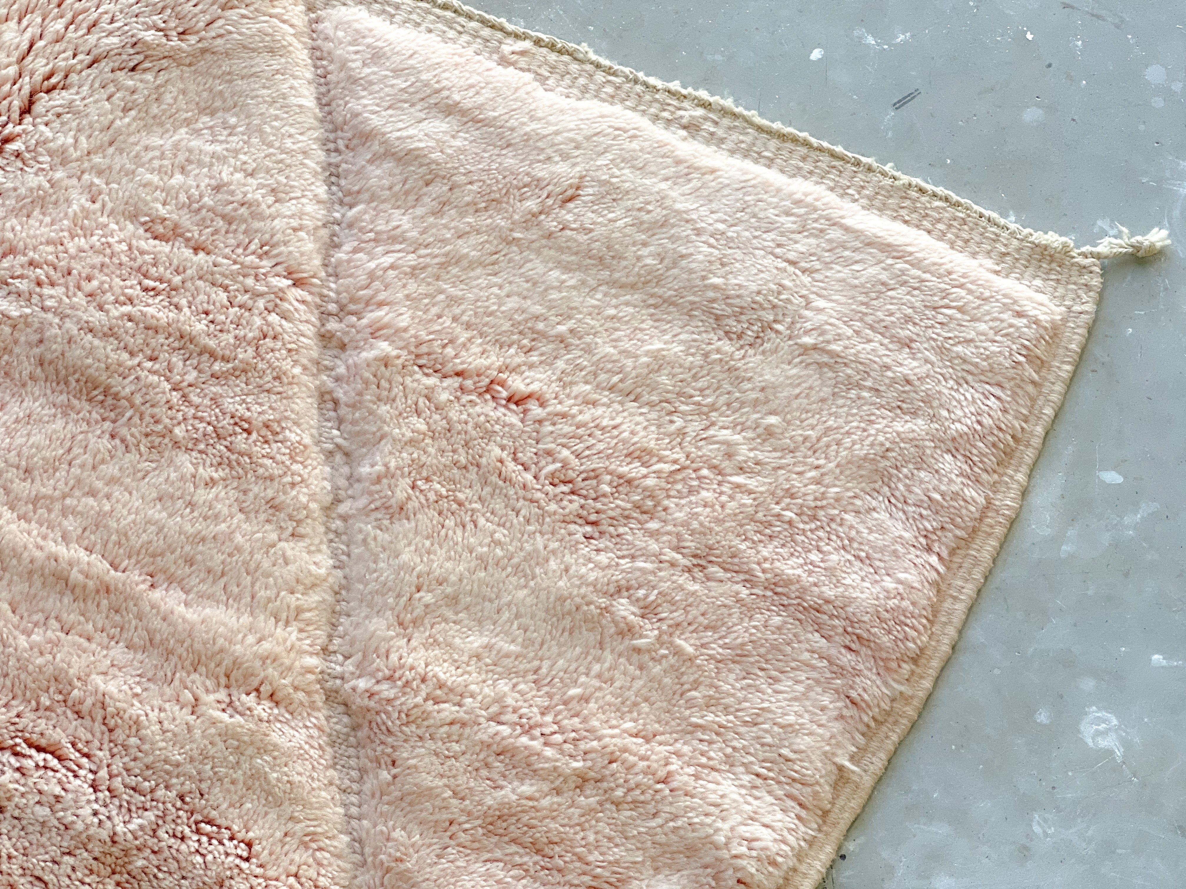 Contemporary Moroccan Rug - Villa Rosa