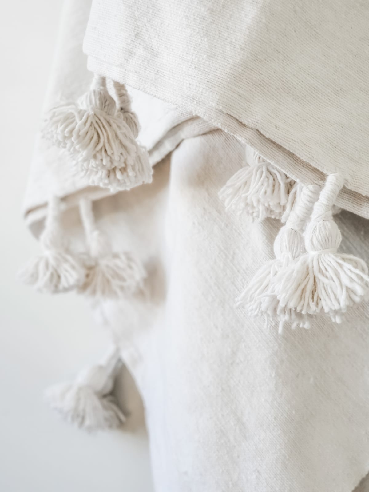 Moroccan Pom Blanket | Large - White - 100% Natural Cotton