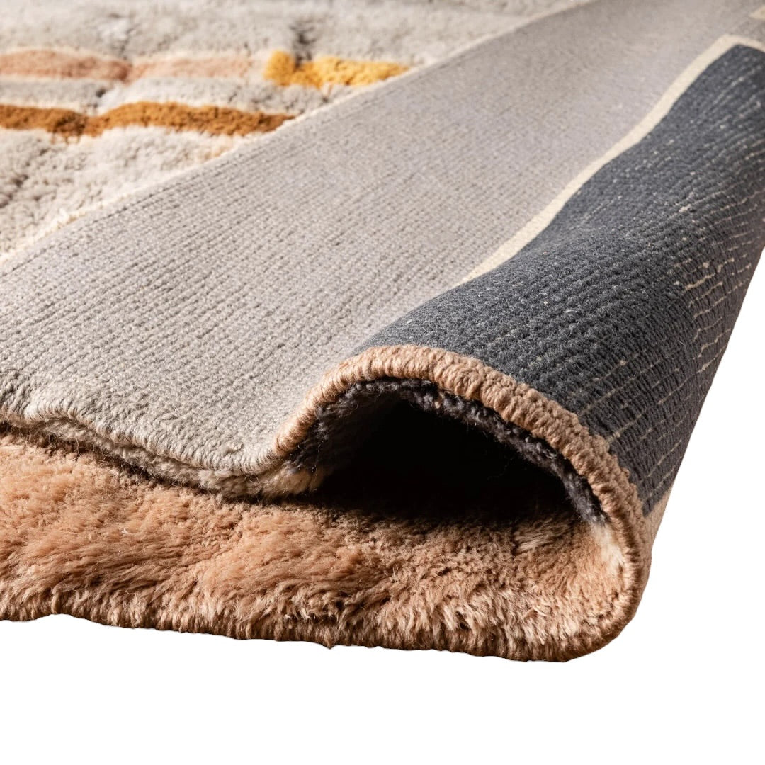 Contemporary Moroccan Beni Mrirt Rug | Casa Dune - Sandstone