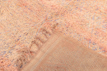 Load image into Gallery viewer, Moroccan Beni M&#39;Guild Rug | 310cm x 200cm close up
