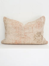 Load image into Gallery viewer, Moroccan Boujaad Cushion Light Pink
